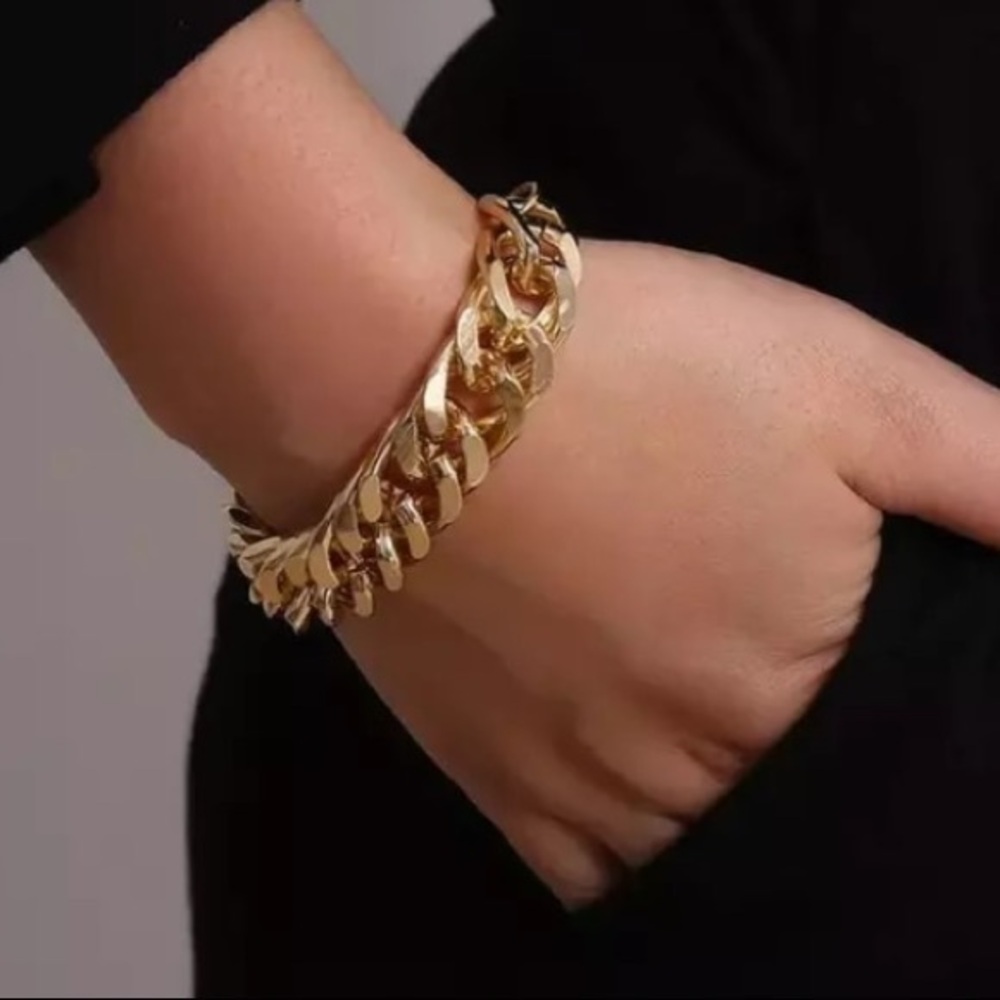 Miami Cuban large Gold plated Bracelet 7” + 2”